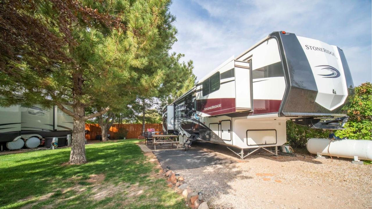 Appartement Outdoor Glamping Large 5Th Wheel Setup Ok4A à Moab Extérieur photo