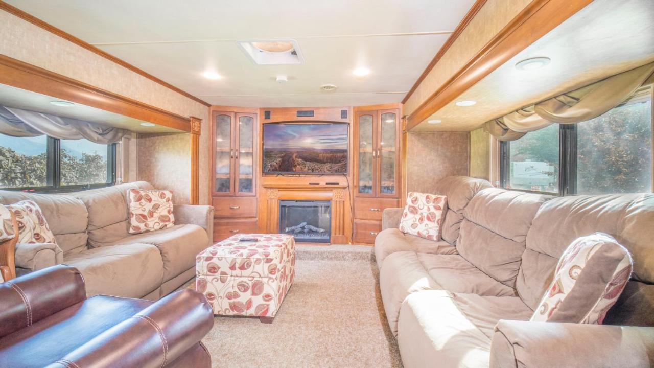 Appartement Outdoor Glamping Large 5Th Wheel Setup Ok4A à Moab Extérieur photo